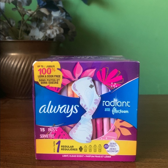 It’s bundle time! NWOT Always Radiant with Flexfoam 15pc and 13pc Box Set - Picture 2 of 7